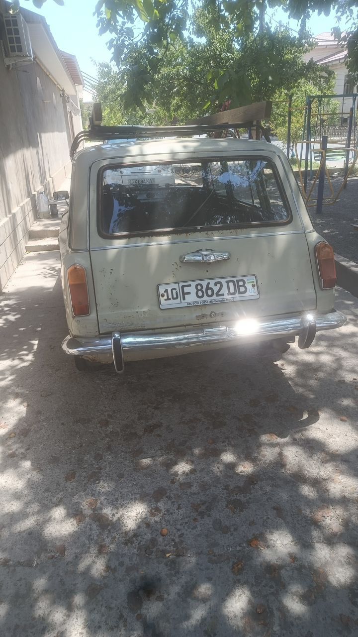 Vaz 21020 sotiladi
