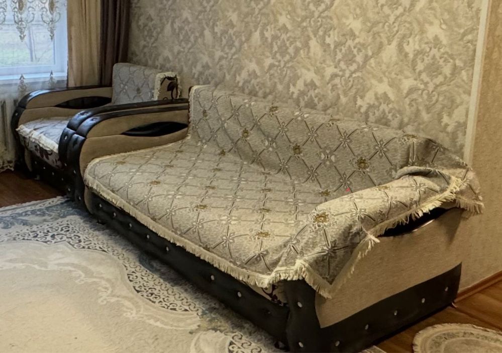 Продам диван с креслом