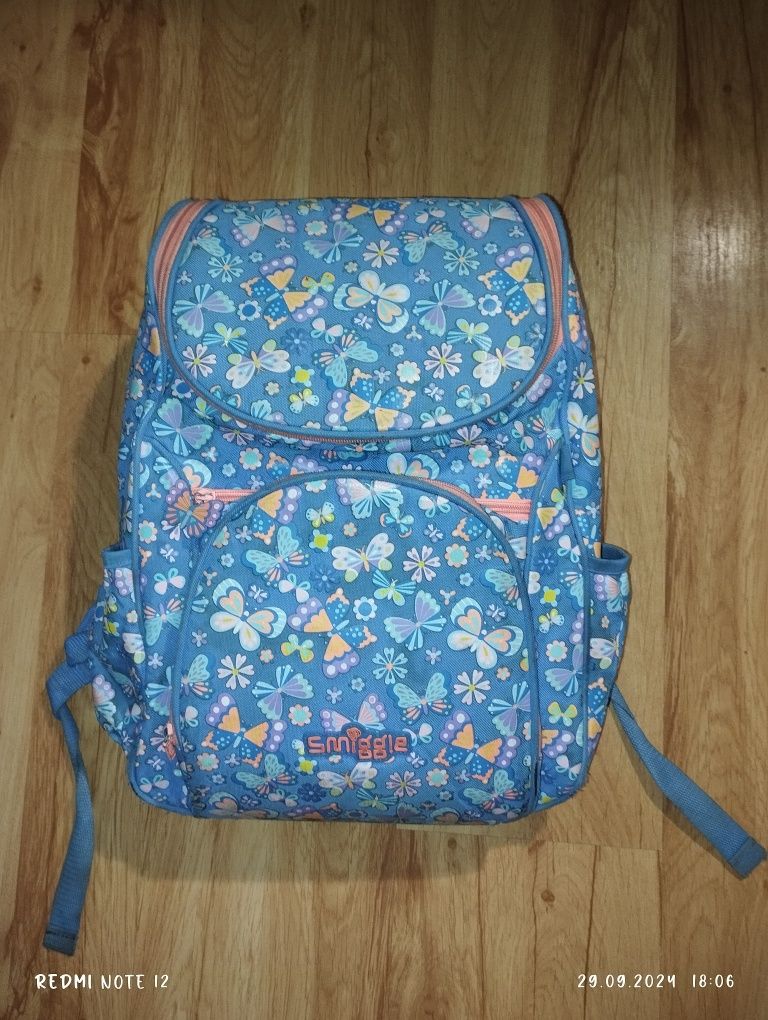 Раница за момичета "Smiggle"