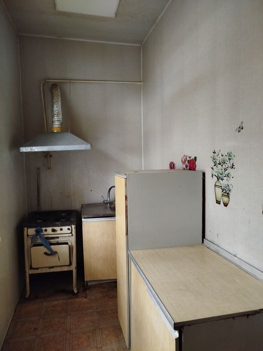 Продаю свою 2/1/2 в Миробадском районе