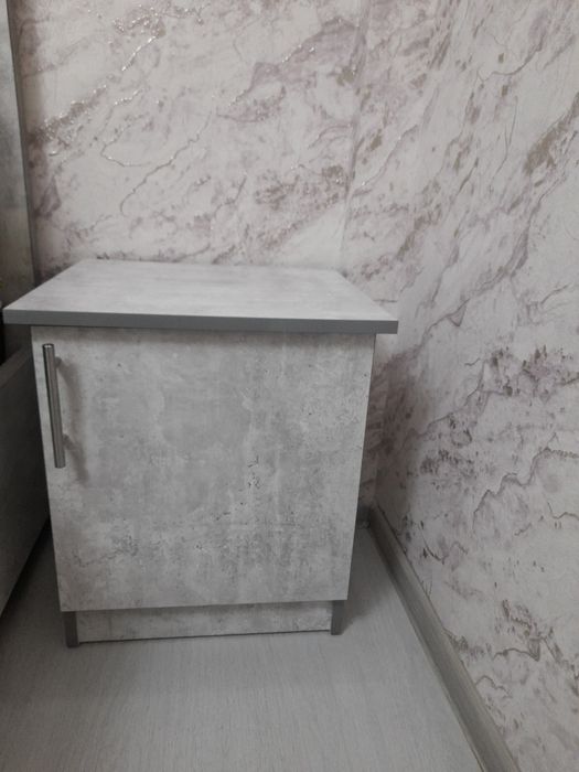 Тумба прикроватная