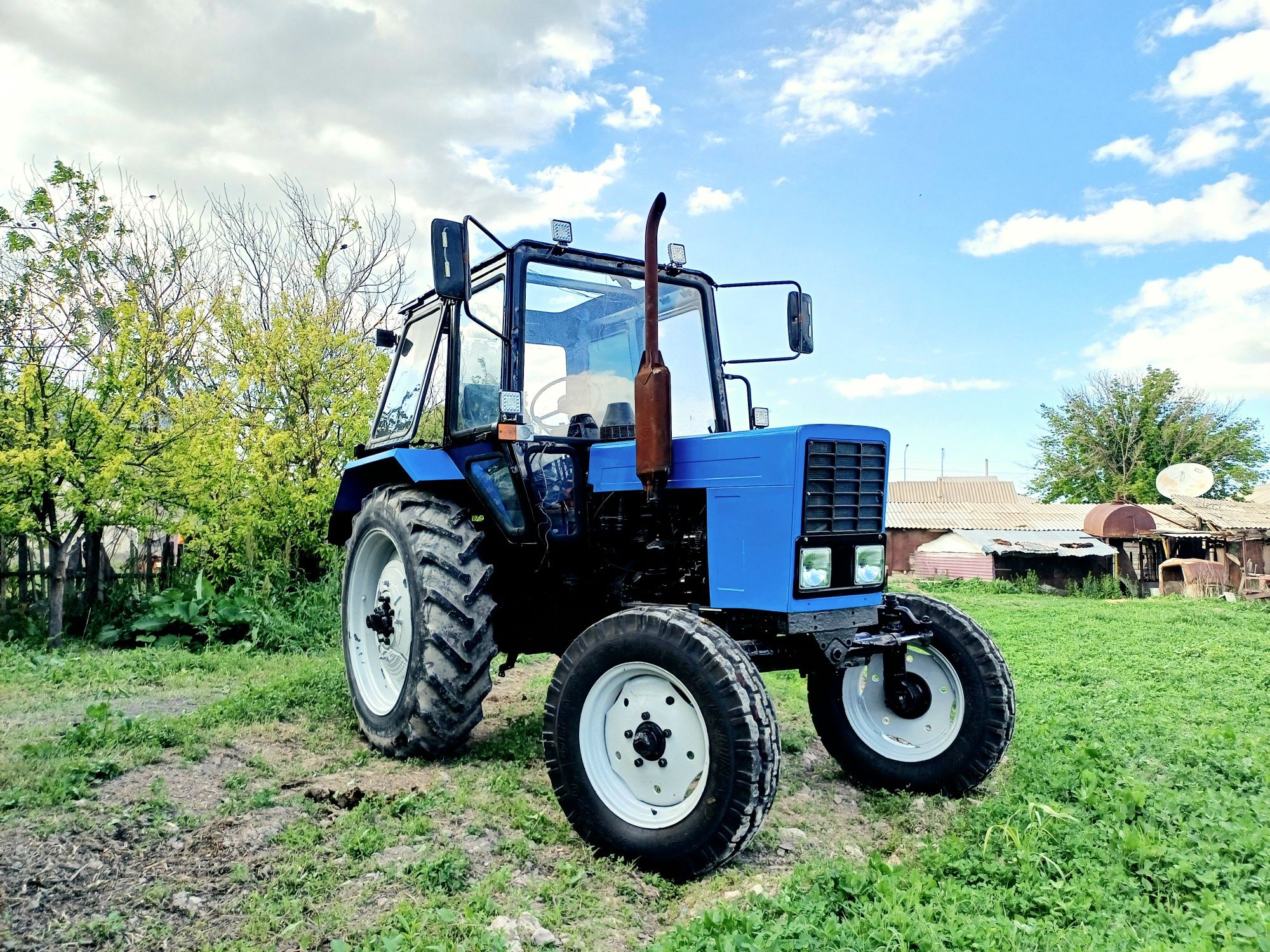 Беларус 80 трактор