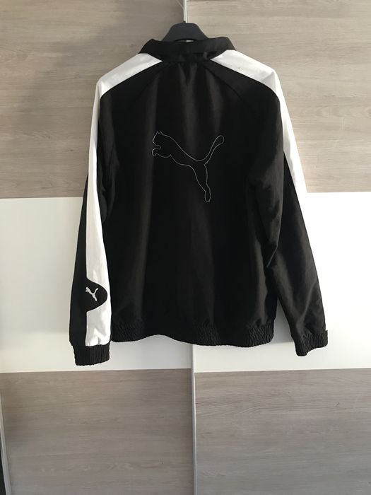 Vand: Jachetă Puma