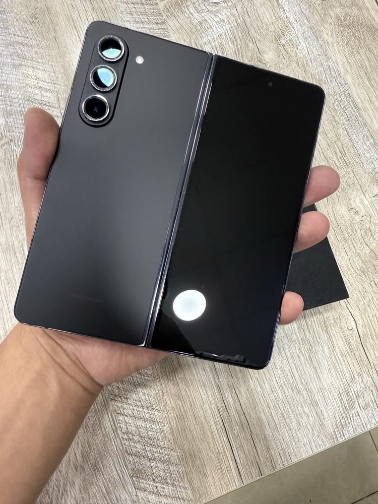 Z Fold 5 12/512 gb