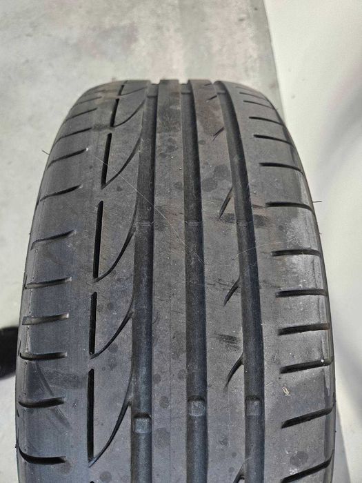 2 бр. летни гуми  Brigestone Potenza в размер 225/45/R18Y. 100 лв