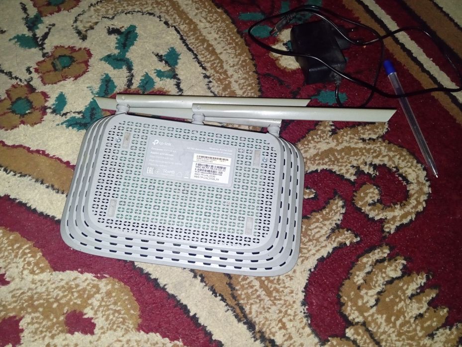 Модем  wifi TPLINK в рабочем состоянии