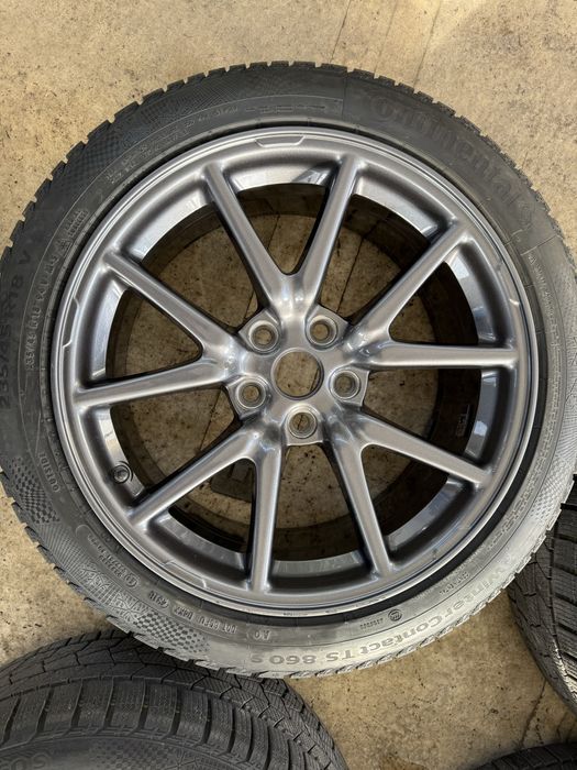 Джанти с гуми тесла модел3