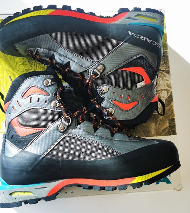 Bocanci Scarpa Charmoz
Scarpa Charmoz Hd
