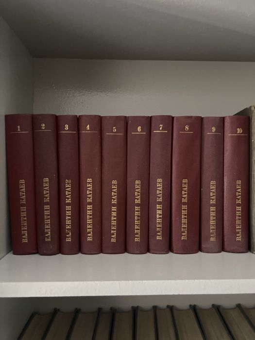 Книги по 10 000 сум — отличное состояние!