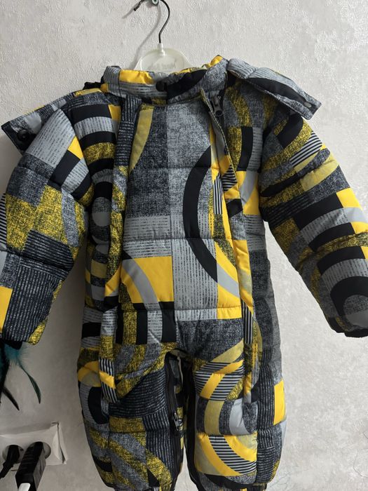 Продам комбез размер 80