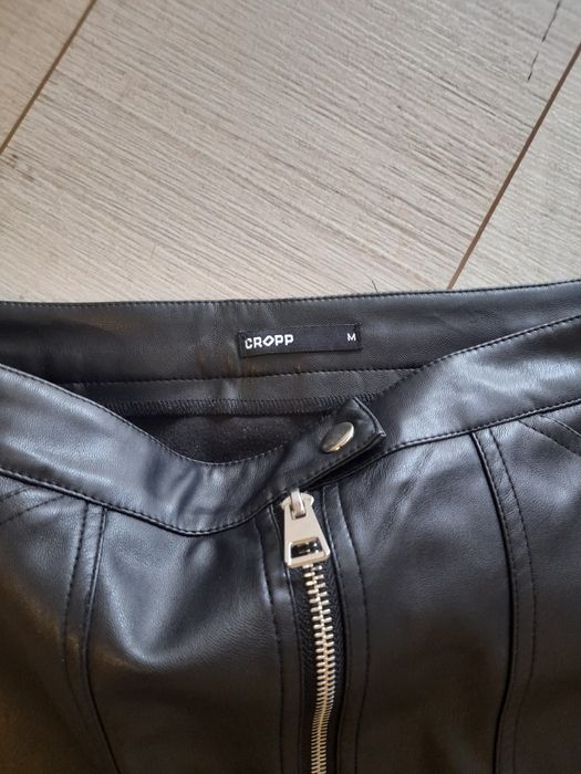 Lot 2 fuste imitație piele mărimea M