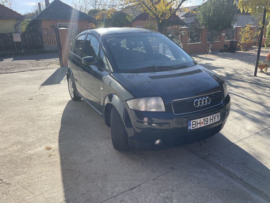 Audi A2 1.4 benzina an 2000 luna al 12-a