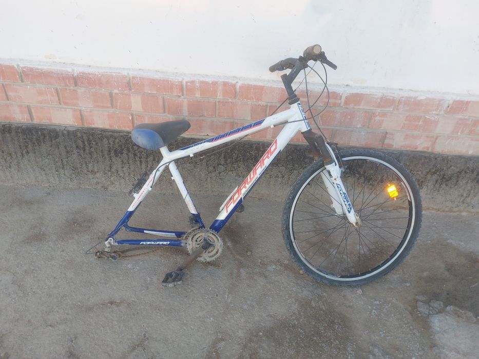 2 велосипеды надо задний колеса и цепь