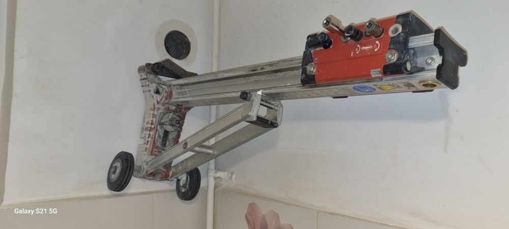 Gaura hota,centrala ,ac