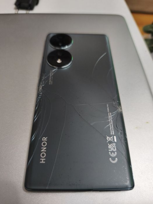 Honor 70 256 gb stare buna