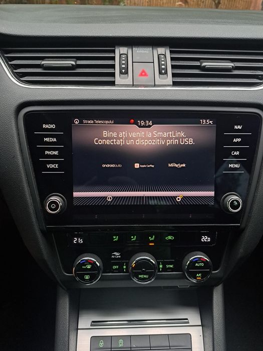 Vând skoda octavia 3