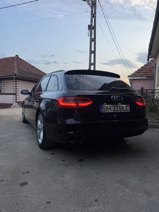 AUDI A4 B8.5 2014