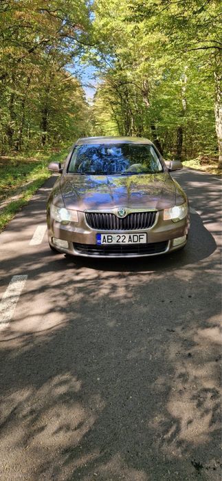 Skoda superb an 2010 automat dsg de 140 cai
