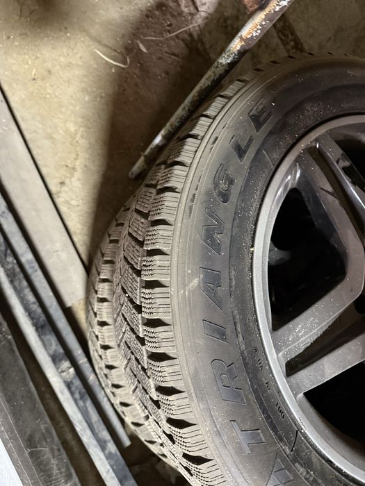 Шины зимние Triangle 275/55/20