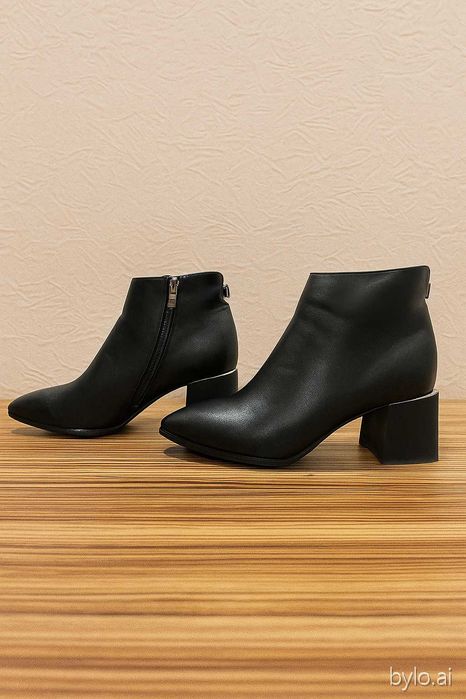 Распродажа обуви! Новая. Размер 36-37. Ботильоны, ботинки