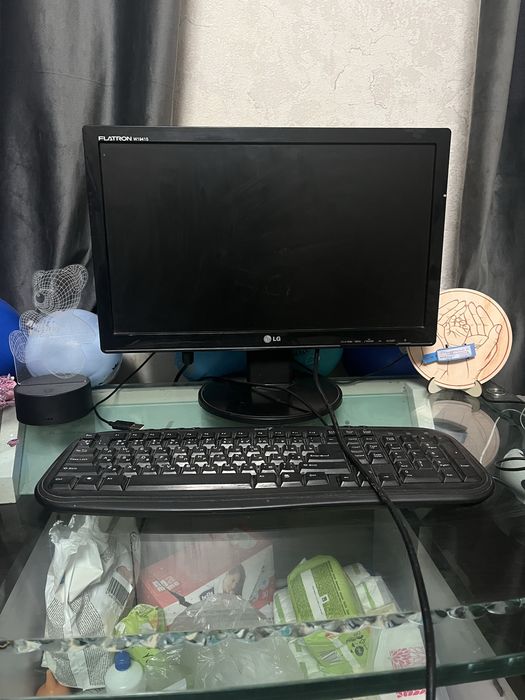 Процессор (монитор, мышь, клавиатура входят в комплект)