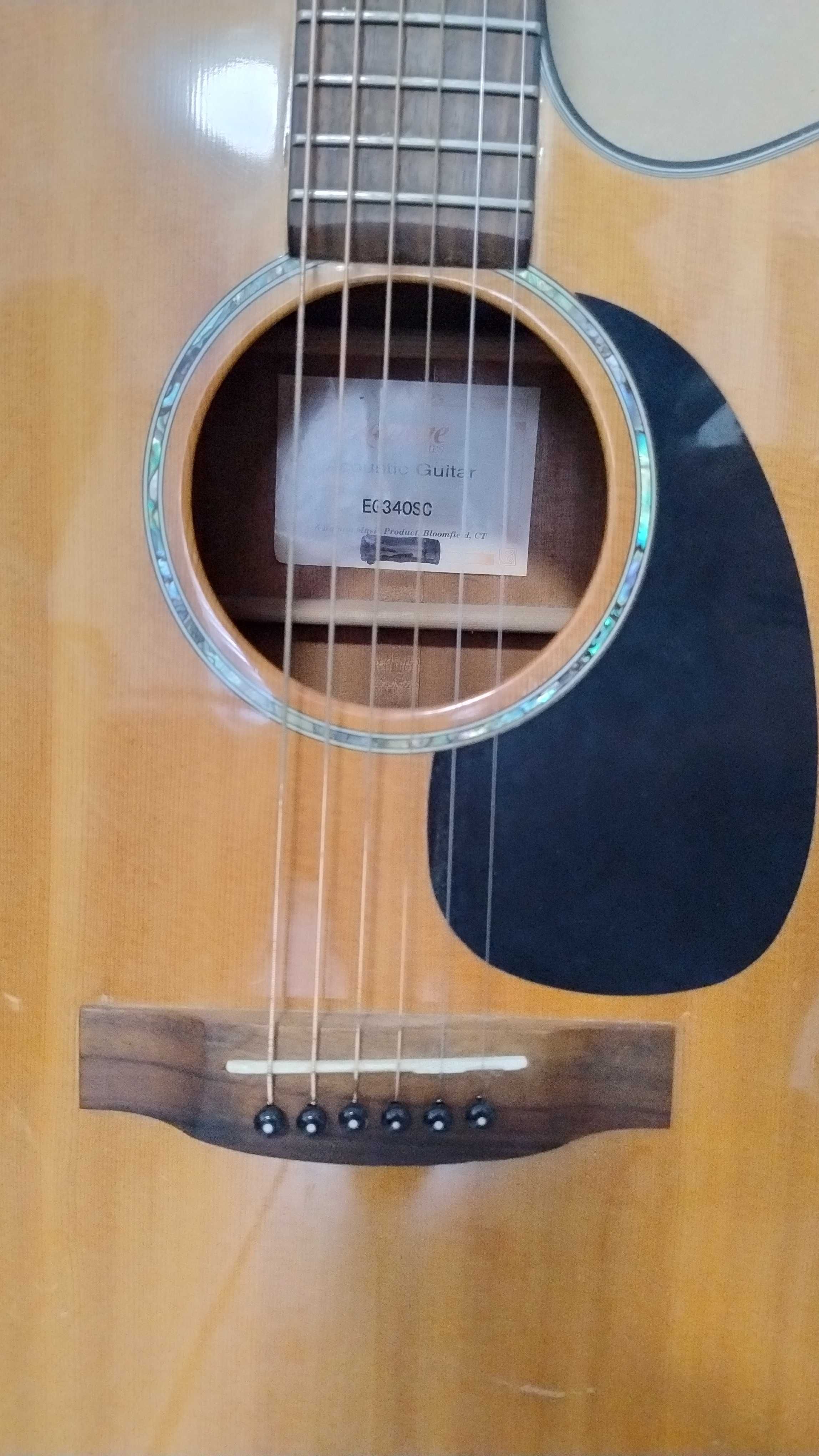Chitară electro-acustică Takamine EG340SC