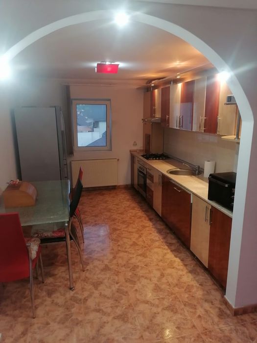 Apartament 90mp, 4 camere