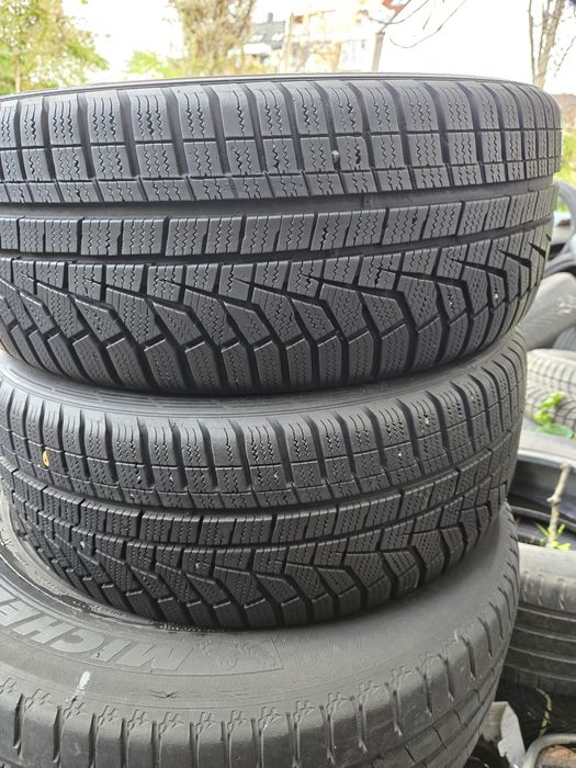 2бр. 205 45 17 Hankook зимни.
