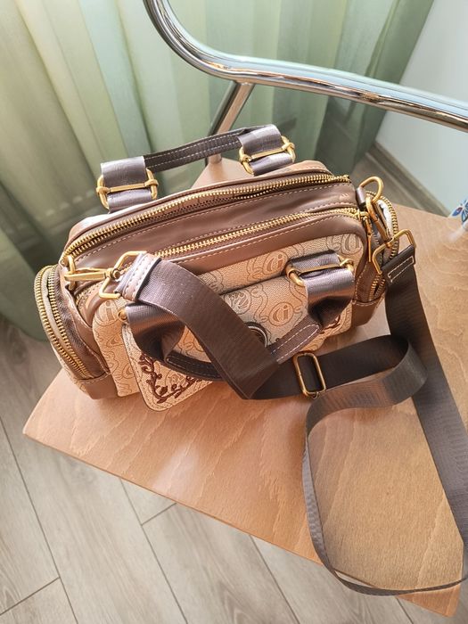 Gentuță model deosebit