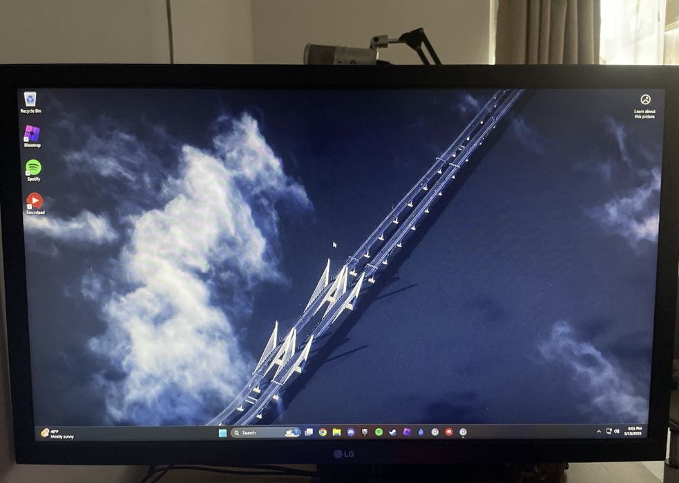 Vand monitor LG ULTRA GEAR 144hz