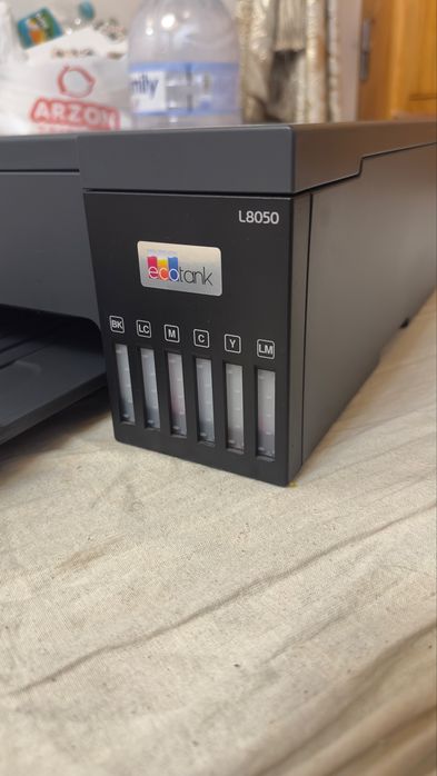 Как новый rangli epson L8050   wifi bor 500 ta list chiqargan