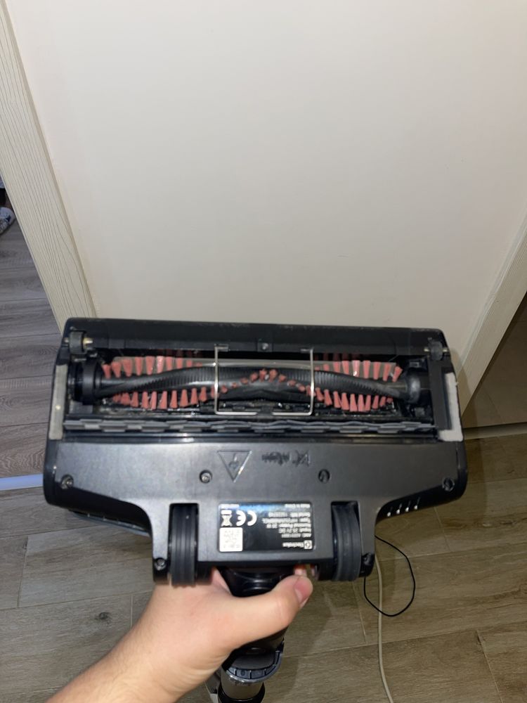 Aspirator vertircal Electrolux 700 14.4 V