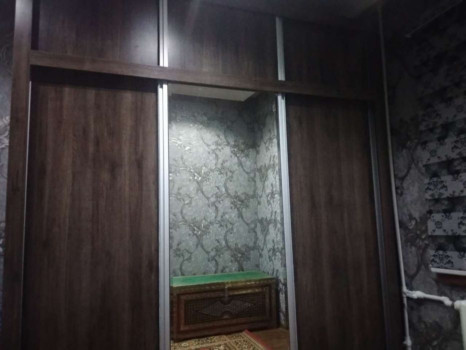 Srochno shkaf kupe sotiladi