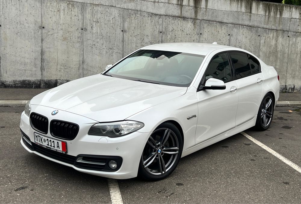 BMW F10//520D//FACELIFT/HeadUp/Harman&Kardon/Alb Perlat/Navigatie Mare