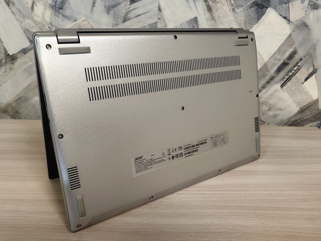 Acer Swift 3 - 2.5k, i5-1240p, 16Gb, 512(gen4), 100% SRGB