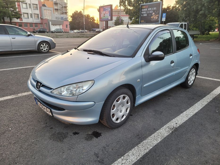 Vând Peugeot 206