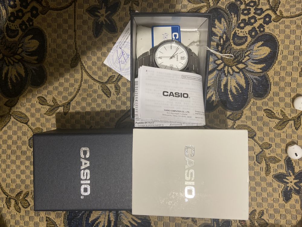 Продам часы casio