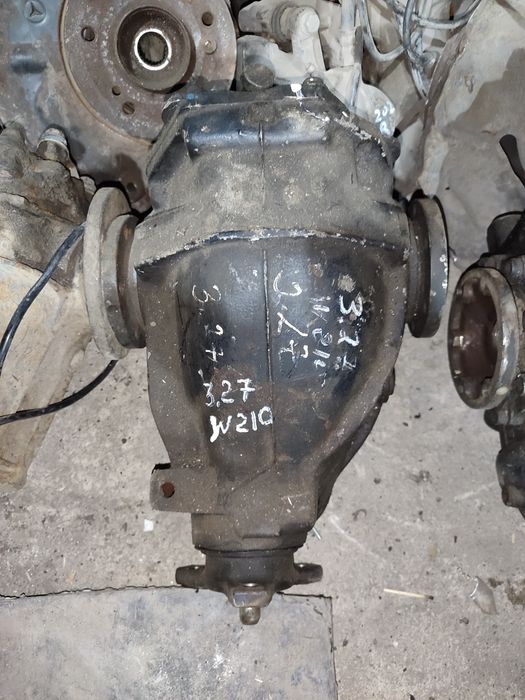 Запчасти на Мерседес W210 редуктор