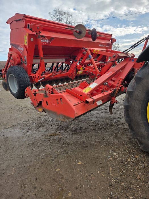 Ansamblu semanatoare Kuhn Premia 4m si grapa rotativa