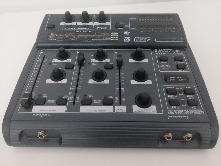 Interfata audio behringer BCA 2000