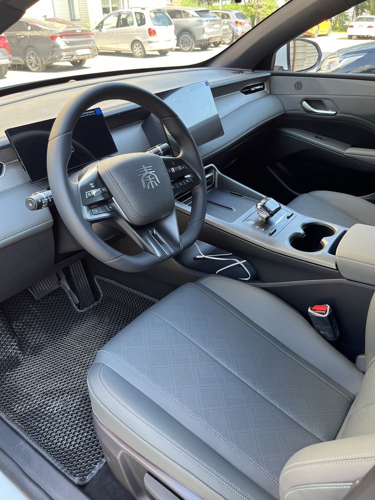 Byd Qin Plaus 55, гибрид