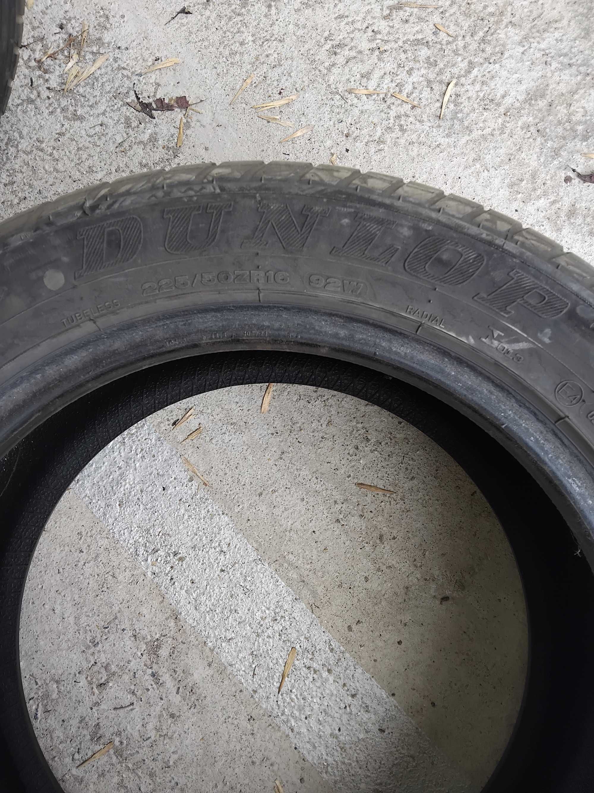 Летни гуми Dunlop 225 50 16