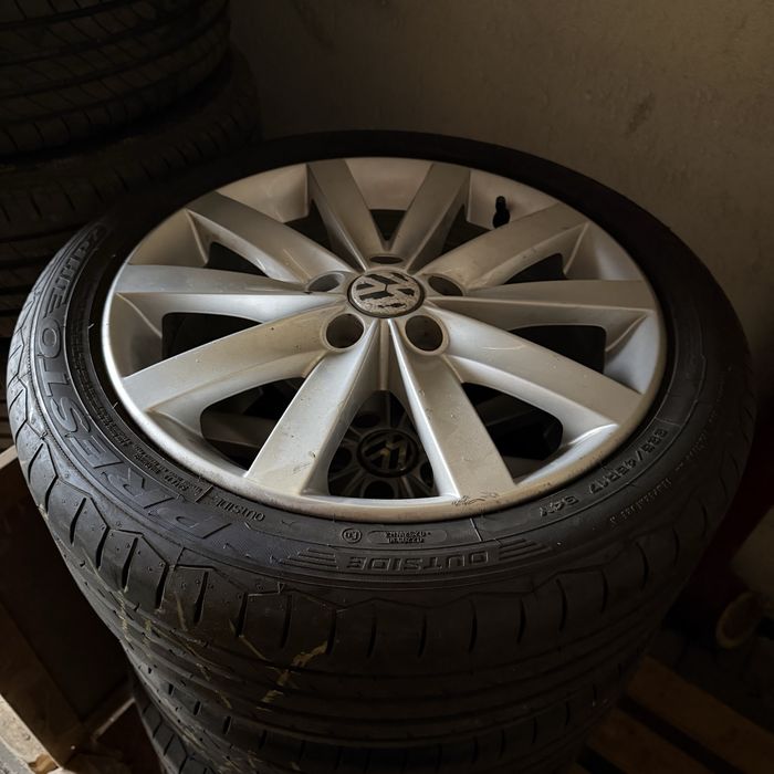 225/45/17 Vara cu jante de aliaj VW 5x112