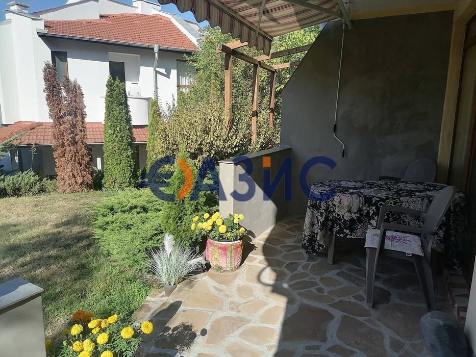 Градска къща "Бадем Хил", с. Кошарица, България 150 кв. м., цена 170