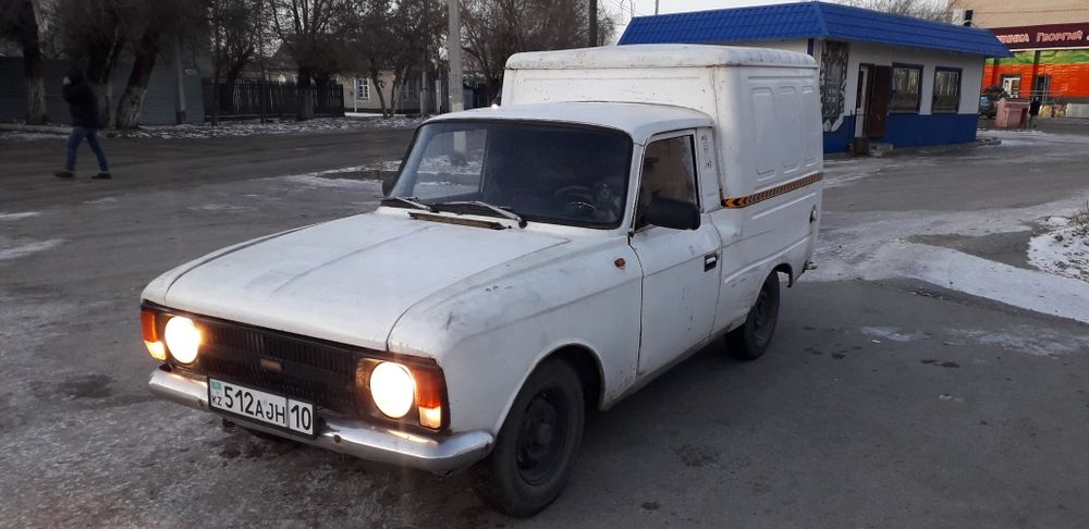 Пирожковоз Иж 2715