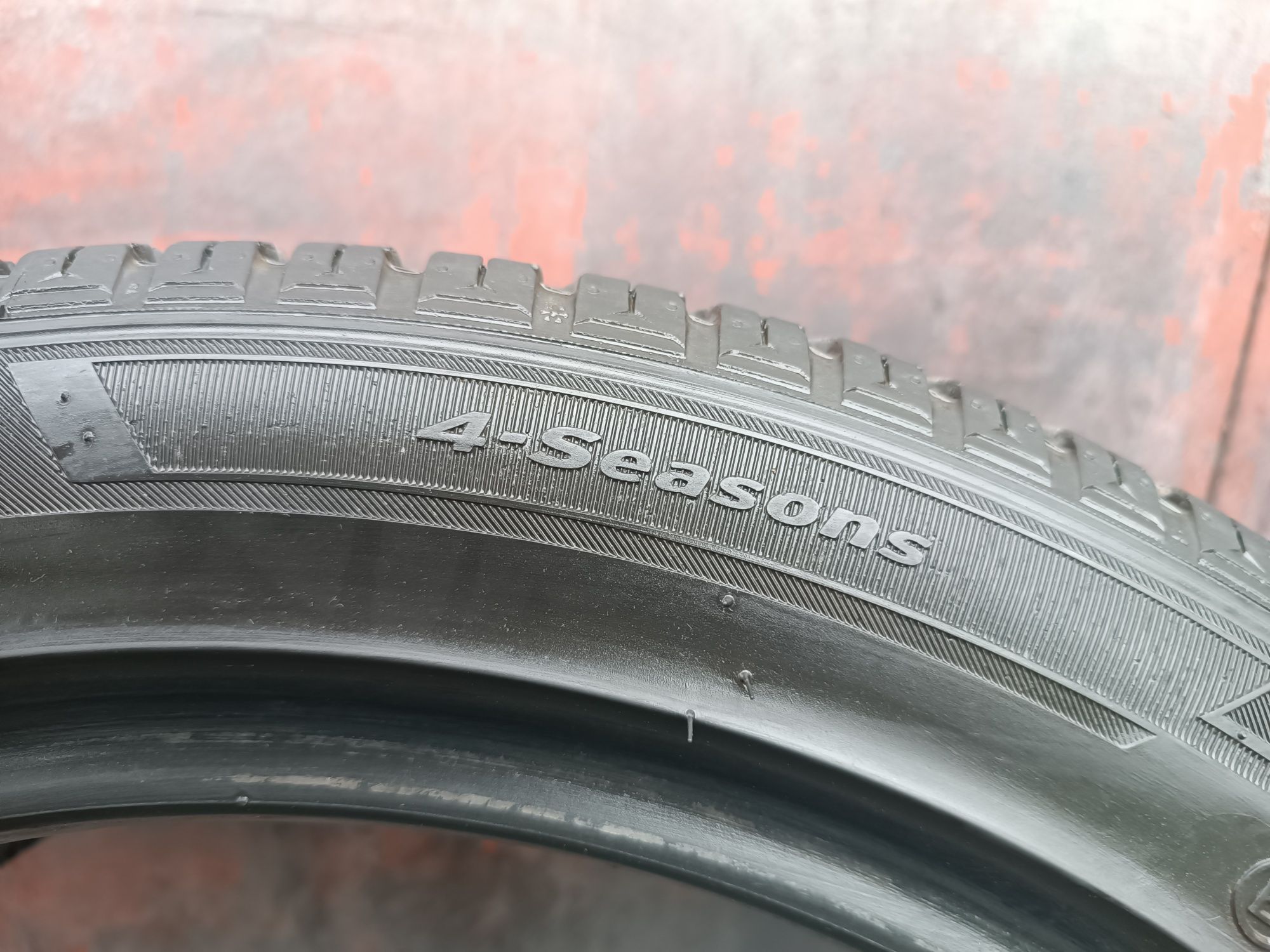 225/45/17 Hankook Дот 0721