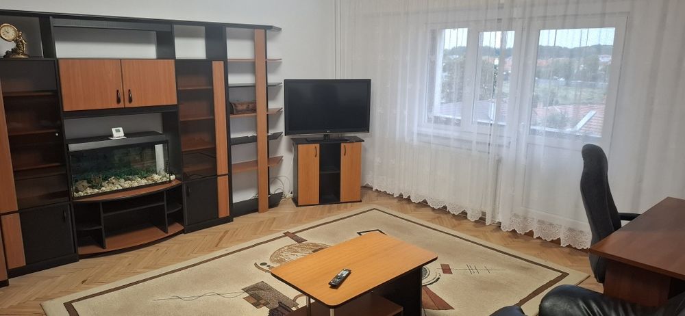 De inchiriat apartament 2 camere
