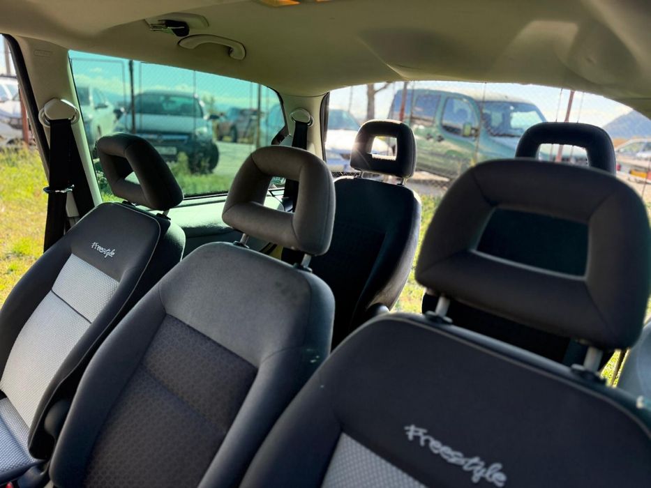 VW Sharan freestyle 2008 Motor Diesel 6+1 trepte 7 locuri Fara Rugina