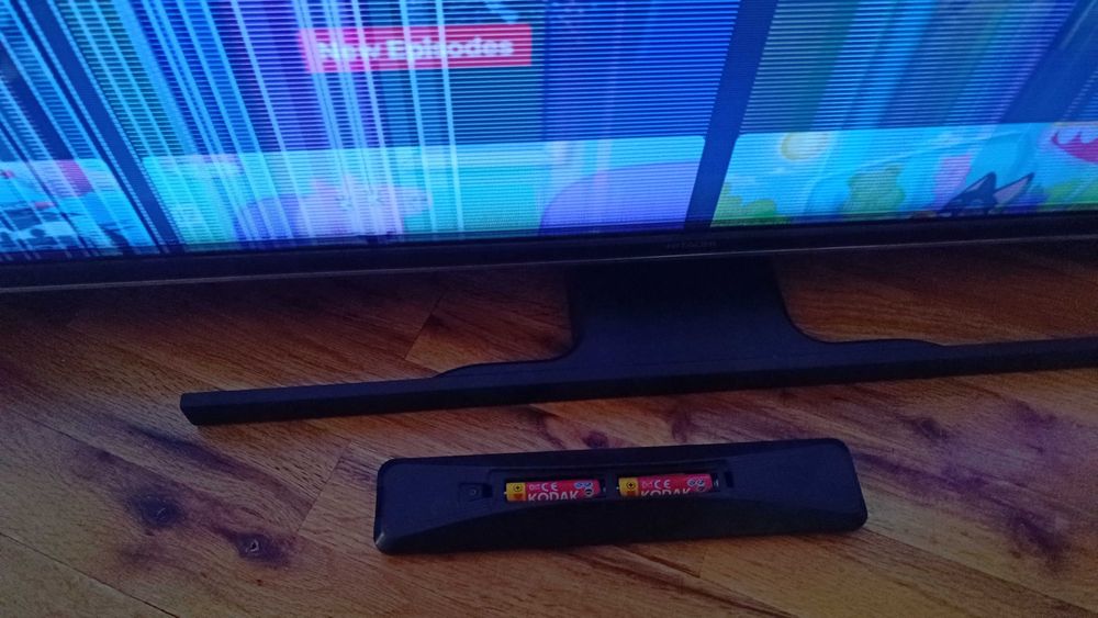 50 инчов телевизор за ремонт или на части