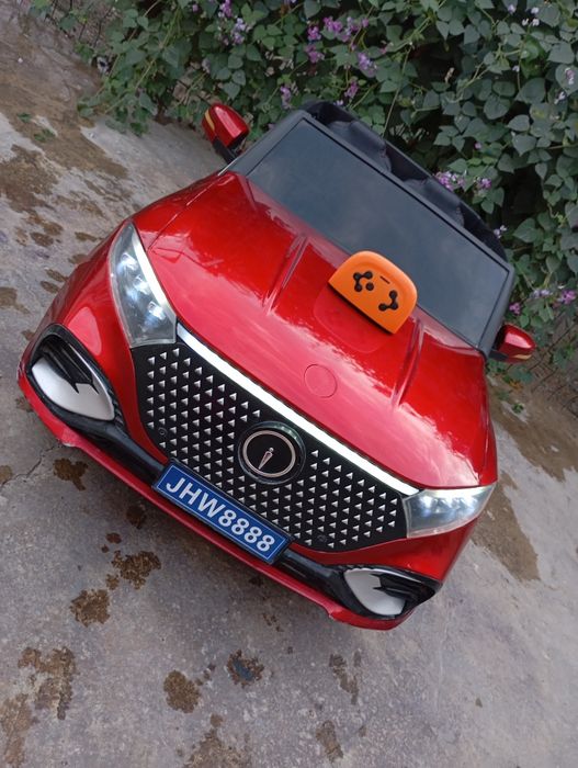 Bolalar elektr mashinasi sotiladi